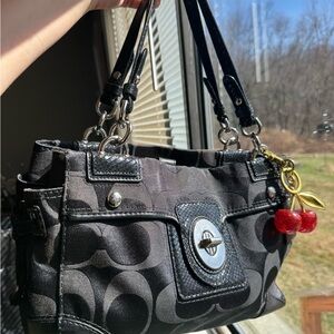 Y2K black coach shoulder Peyton signature bag